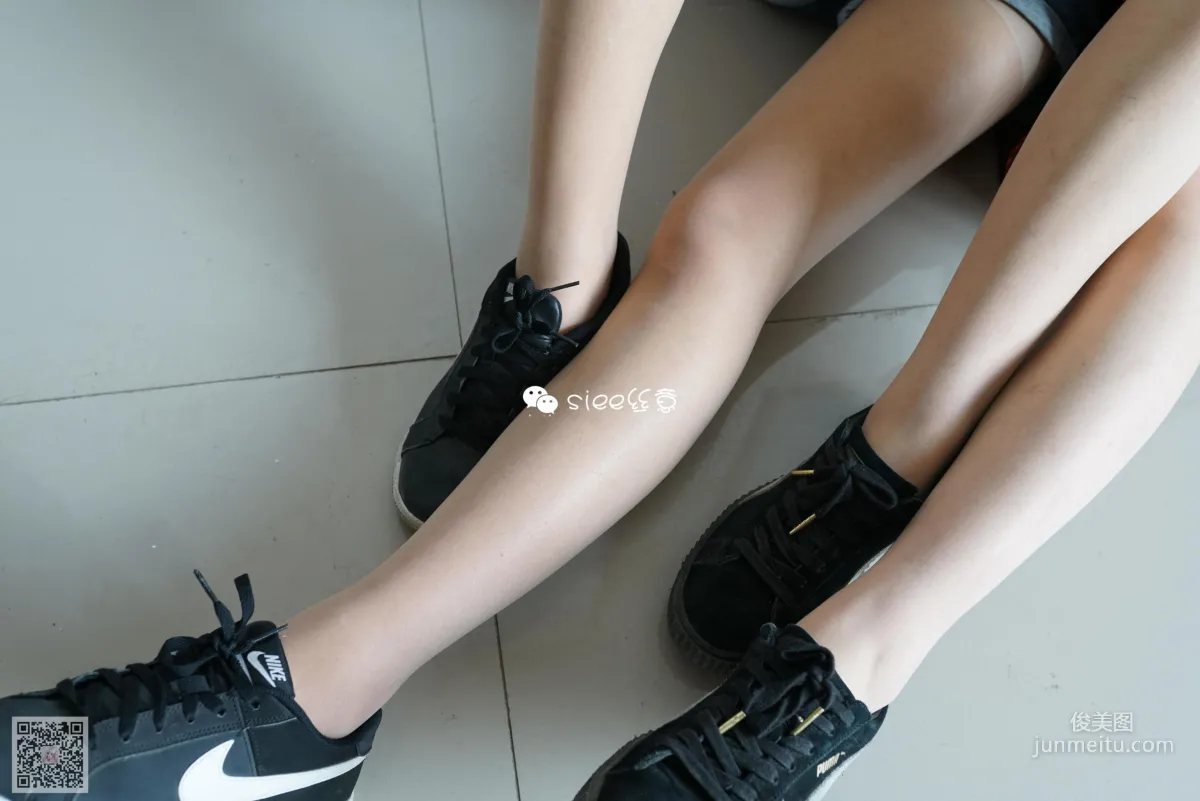 [SIEE] No.283 Jing Jing & Su Su, Besties' Thin Stockings Photo Set photo 15