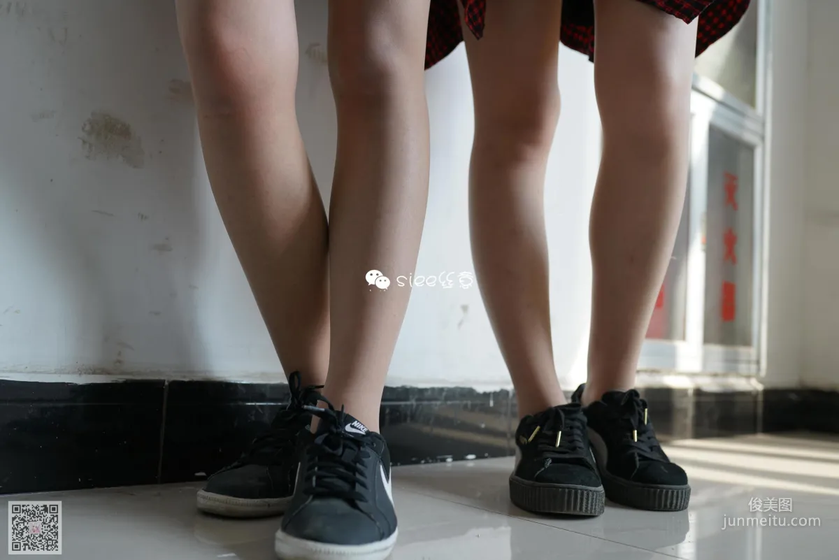 [SIEE] No.283 Jing Jing & Su Su, Besties' Thin Stockings Photo Set photo 46