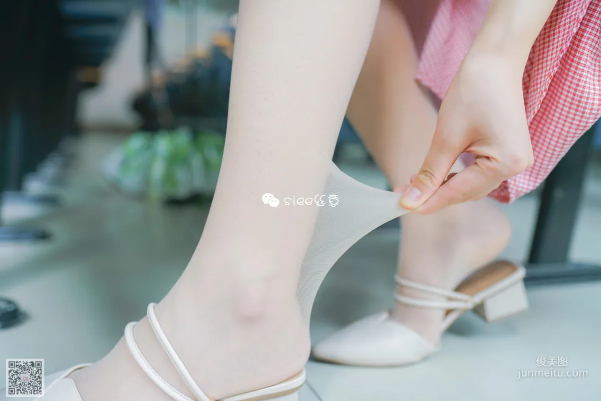 [丝意SIEE] No.302 静心 《学姐，毕业季》 写真集8
