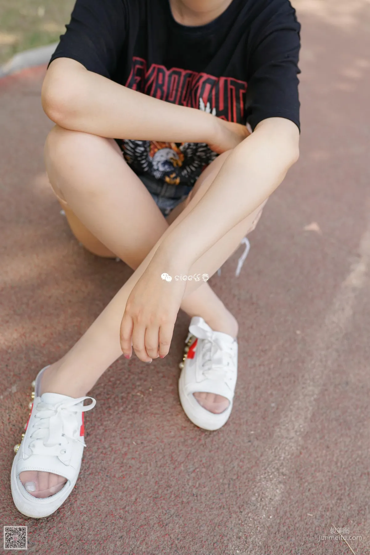 [丝意SIEE] No.299 晶晶 《操场的故事》 写真集45