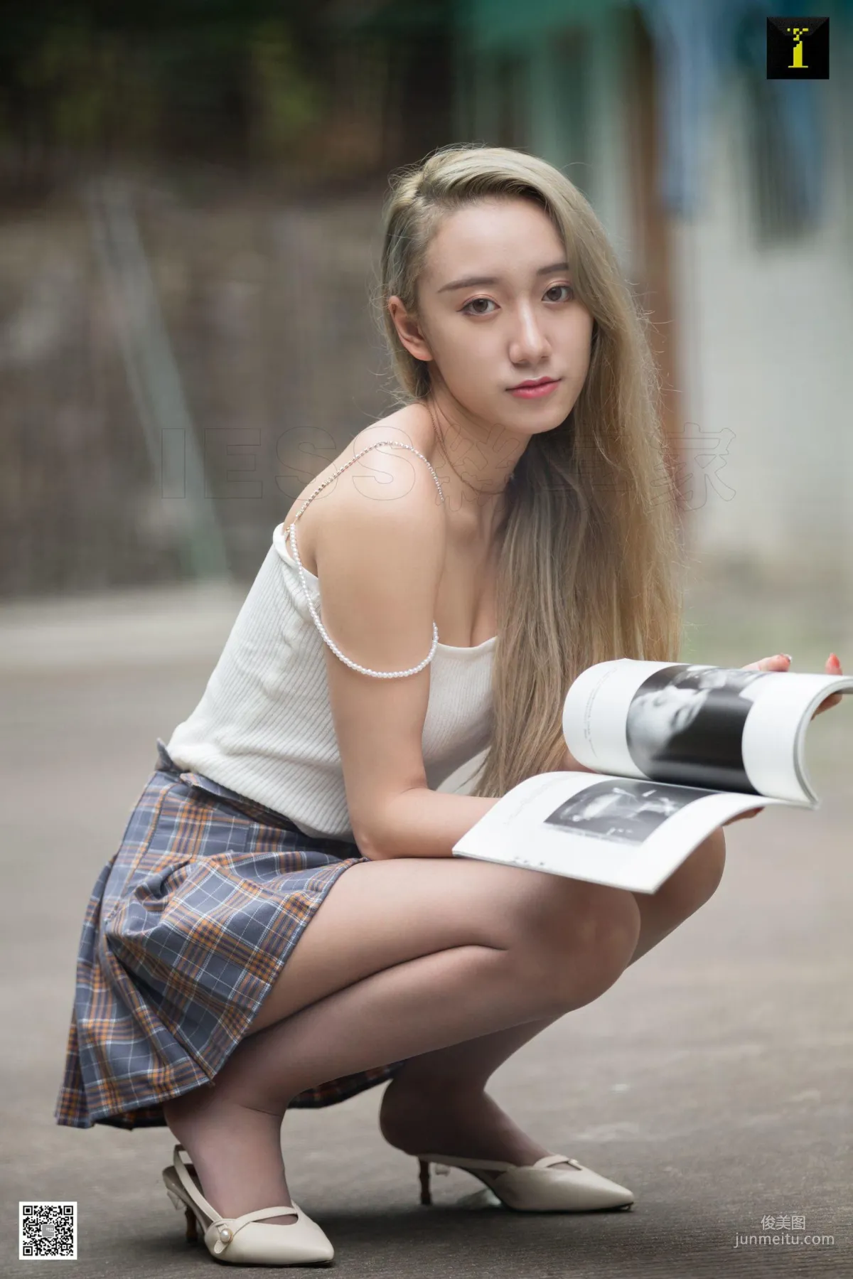 Le Le: IESS photo 55