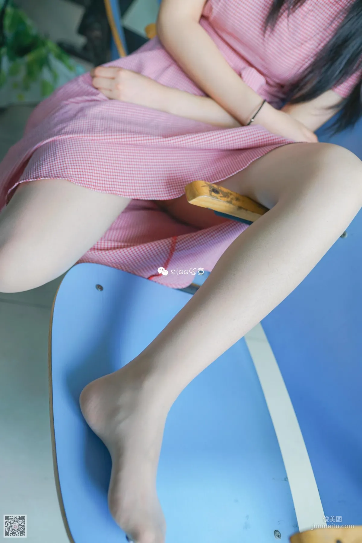 [丝意SIEE] No.302 静心 《学姐，毕业季》 写真集1