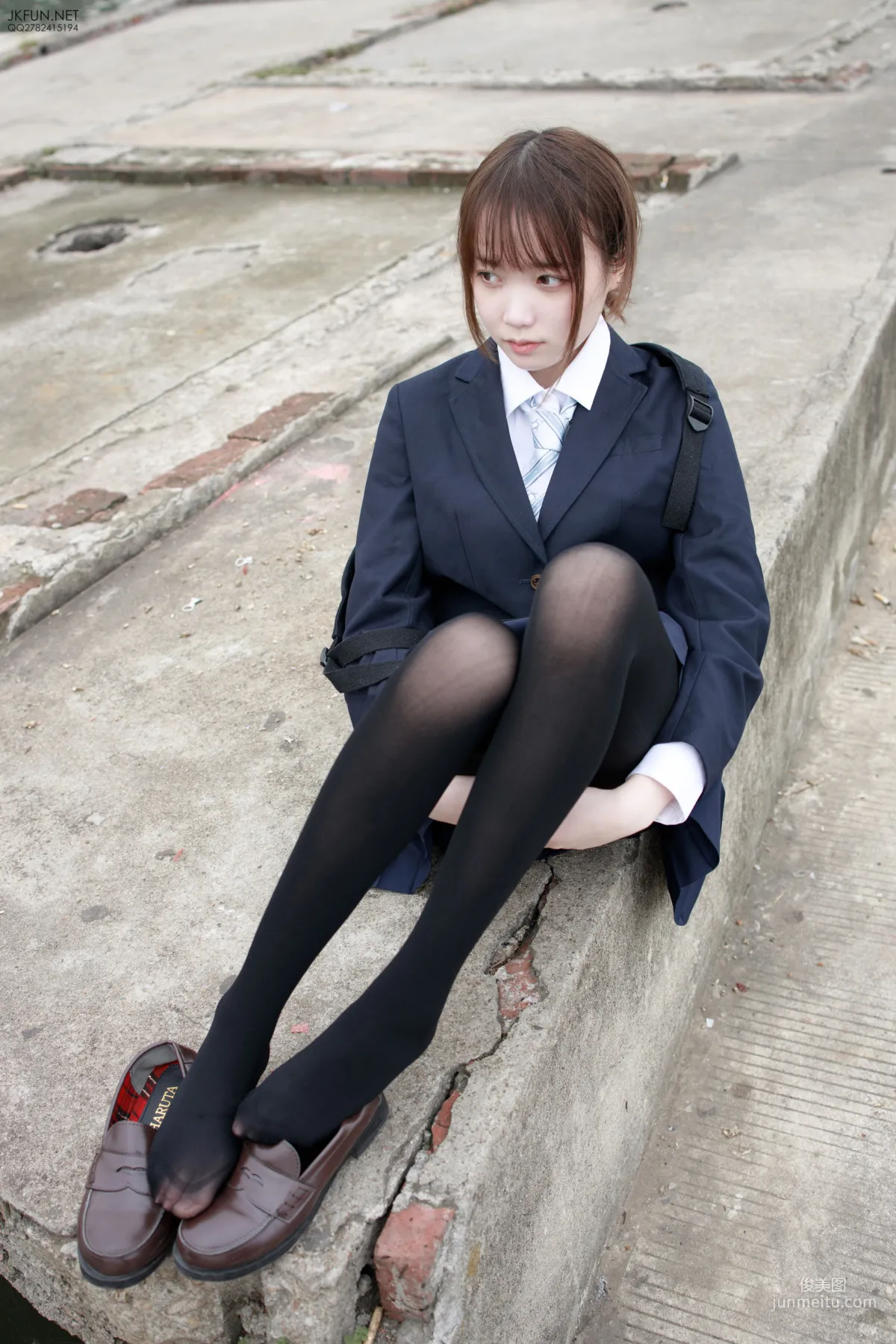 Aika《日系黑丝》 [森萝财团] JKFUN-006 写真集116