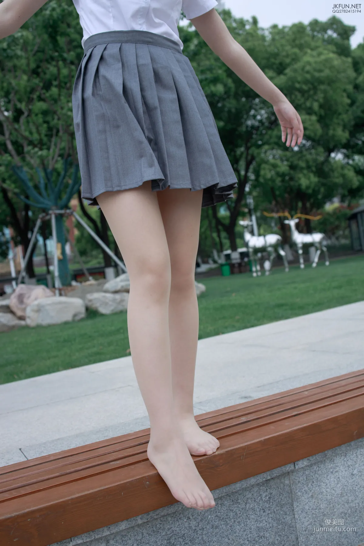 卉子《10D肉丝》 [森萝财团] JKFUN-005 写真集18
