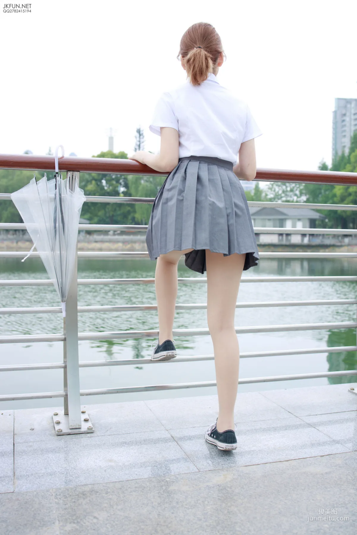 卉子《10D肉絲》 [森蘿财團] JKFUN-005 寫真集 1