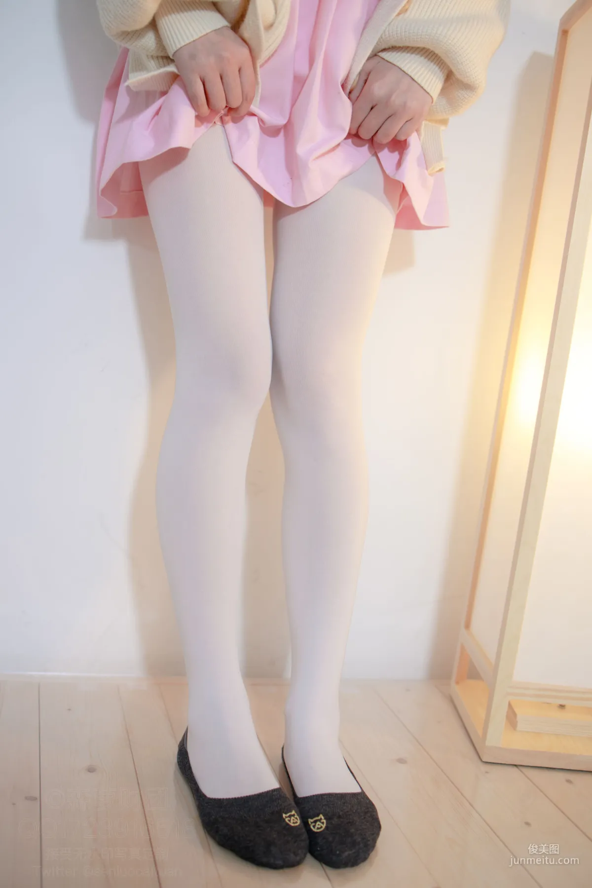 《萝莉白丝80D》 [森萝财团] X-059 写真集50