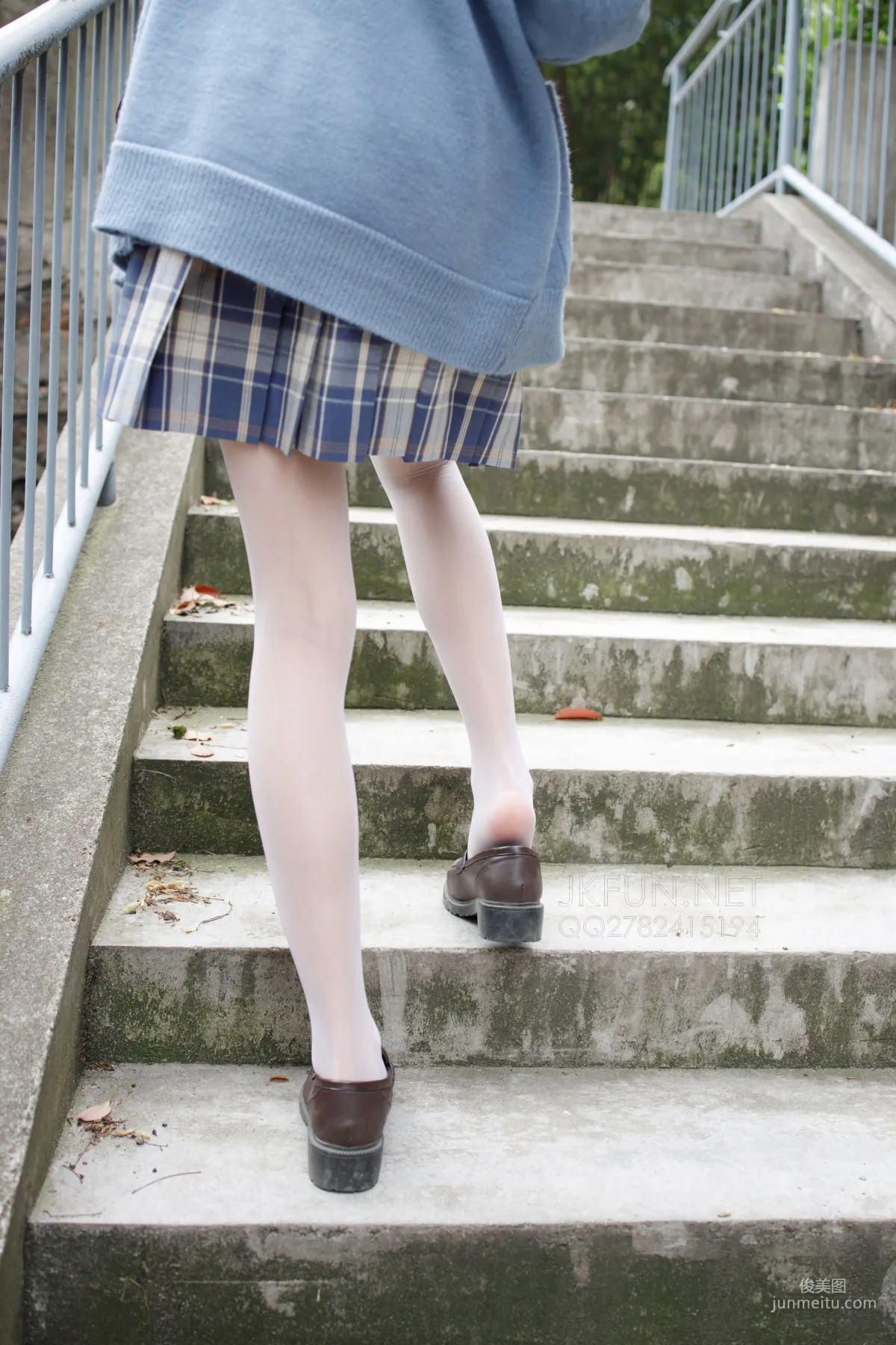 甜米《春游》 [森萝财团] JKFUN-003 萝莉丝袜写真集2