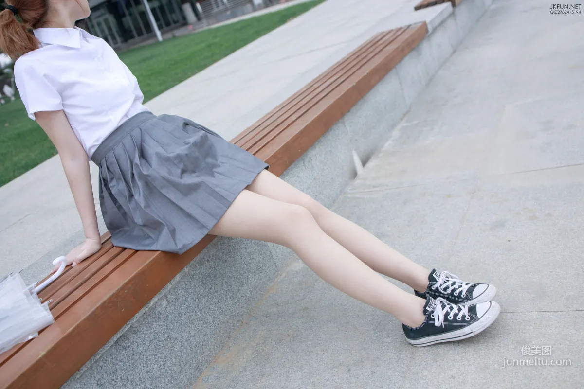 卉子《10D肉丝》 [森萝财团] JKFUN-005 写真集9
