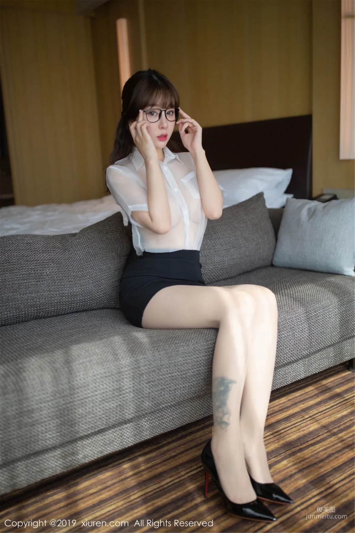 Wang Yuchun, Such a Tempting Female Secretary [XiuRen] No.1498 Photo Set photo 8