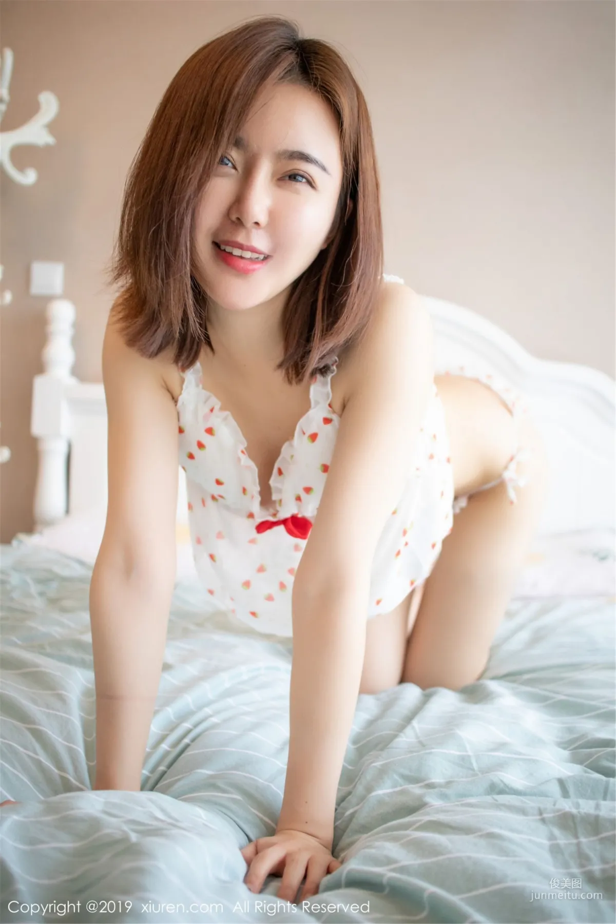 Yomi Youmi 《Cute and Playful, When the Peach Ripens, Kawaii》 [XiuRen] No.1471 Photo Set photo 15