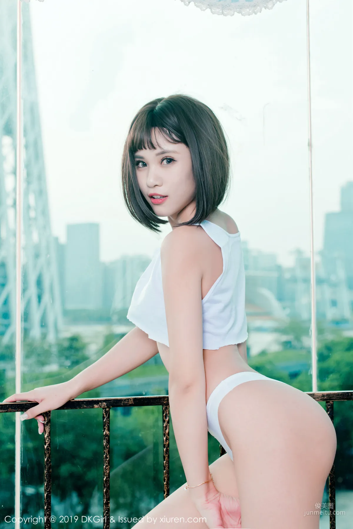 Meng Baoer BoA "Big Bust Baby Face Playful Sexy Outfits" [DKGirl] Vol.106 Photo Set photo 30