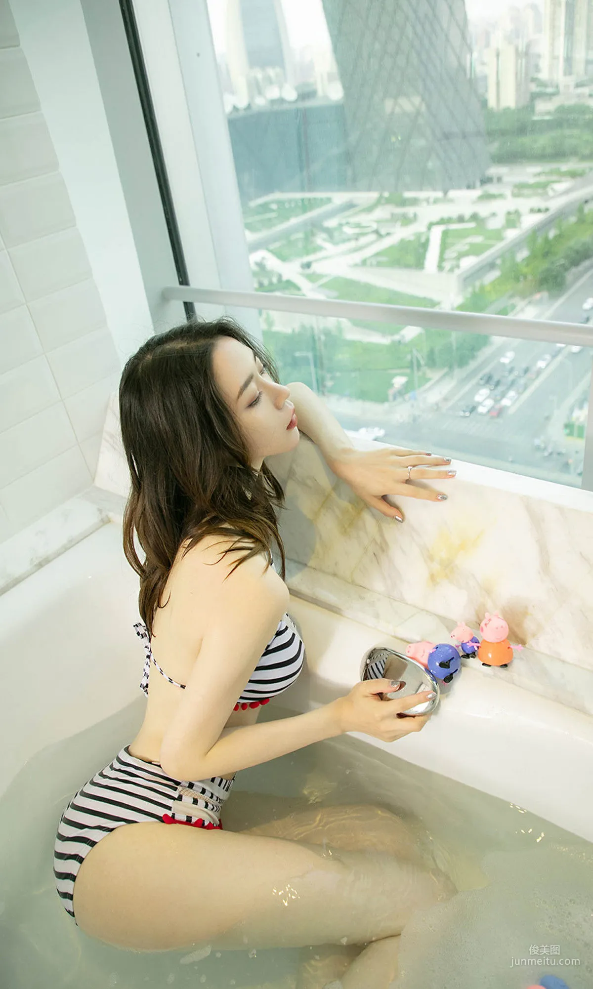 Meng Xinyue, Faint Light Love, [Ugirls App Ai Youwu] No.1538 Photo Set photo 21