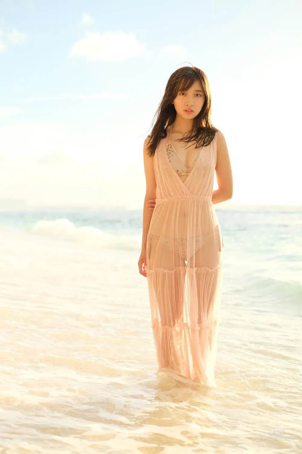 渡邉幸愛《はじめまして、こうめです。》[PB] 写真集10