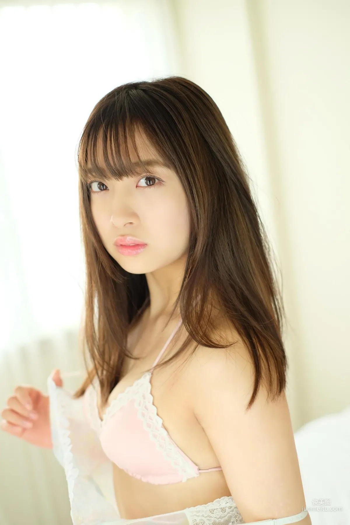 渡邉幸愛《はじめまして、こうめです。》[PB] 寫真集 13