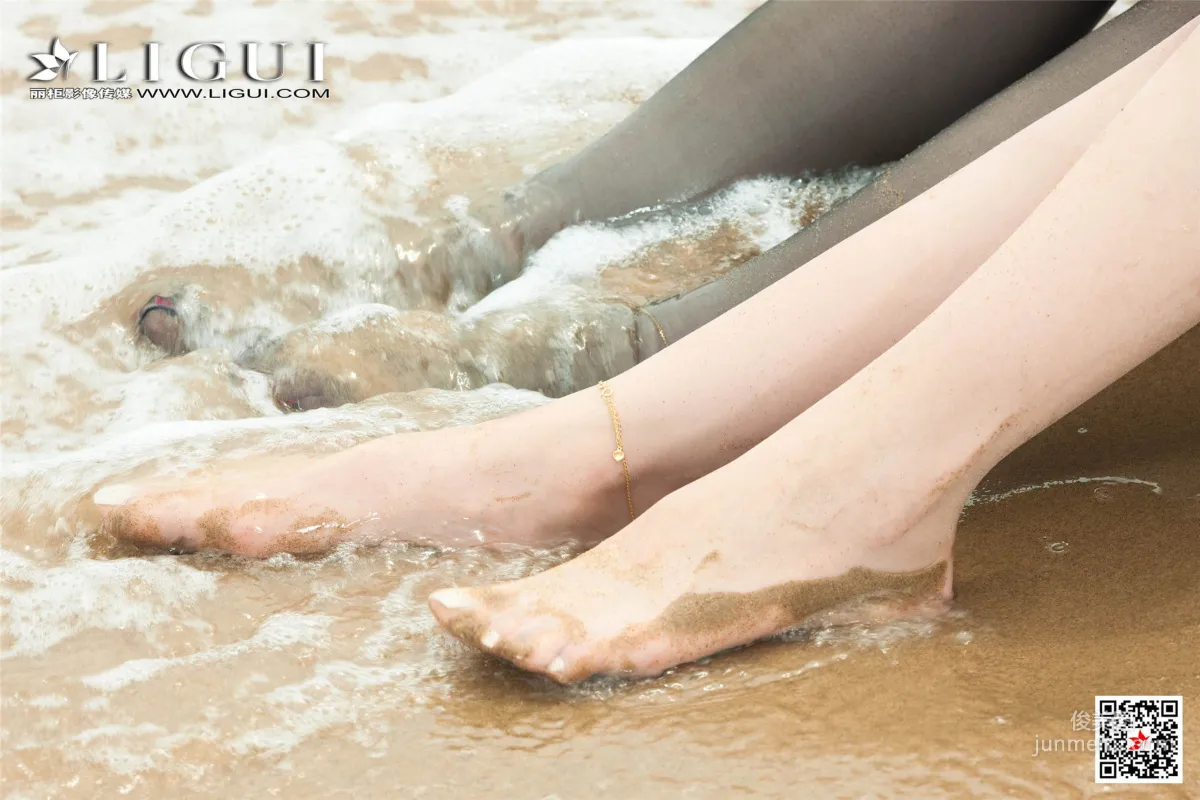 Ran Ran & Liang Er 'Beach Stockings Temptation' [Ligui] Beautiful Legs and Feet Photo Set photo 52