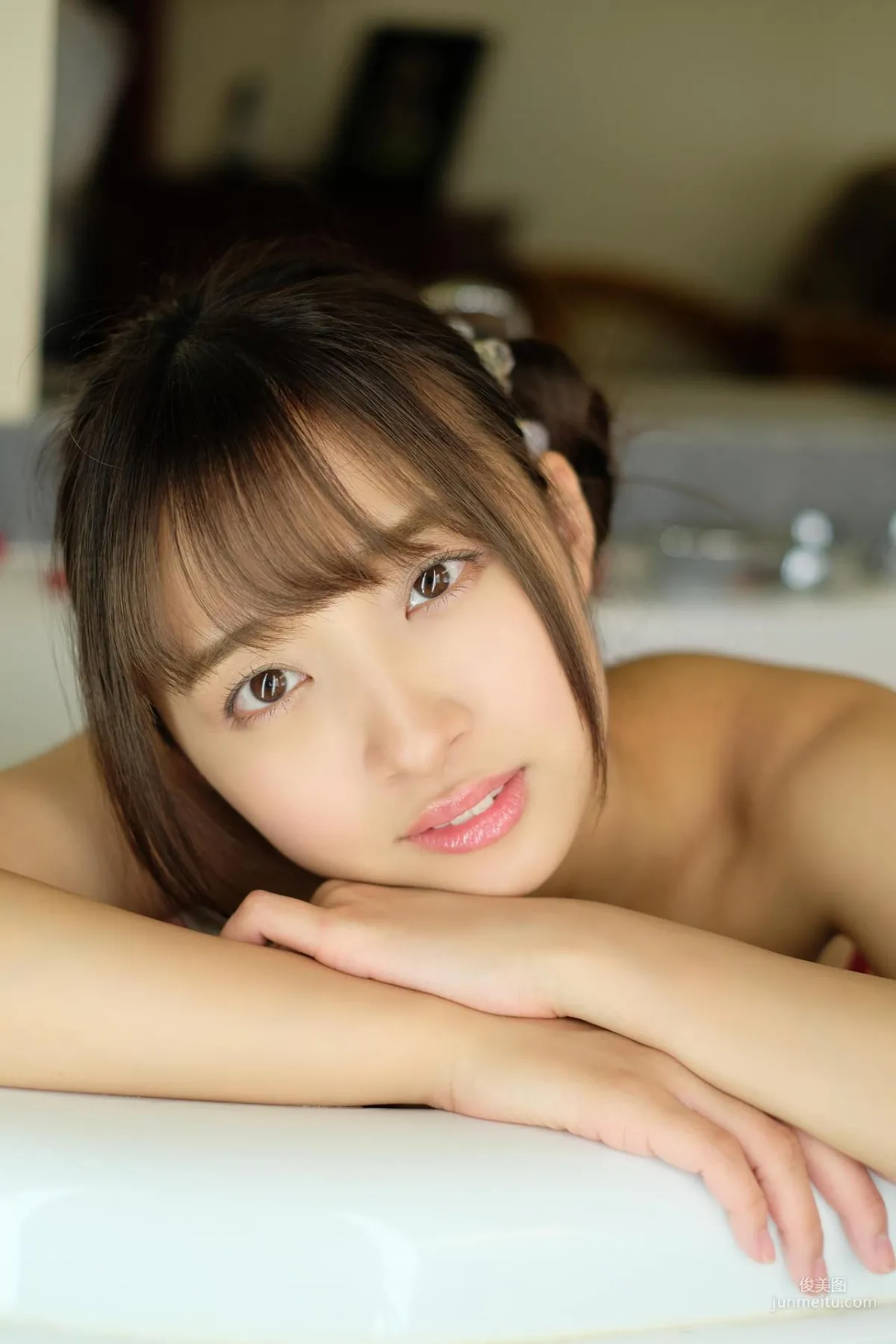 渡邉幸愛《はじめまして、こうめです。》[PB] 寫真集 102
