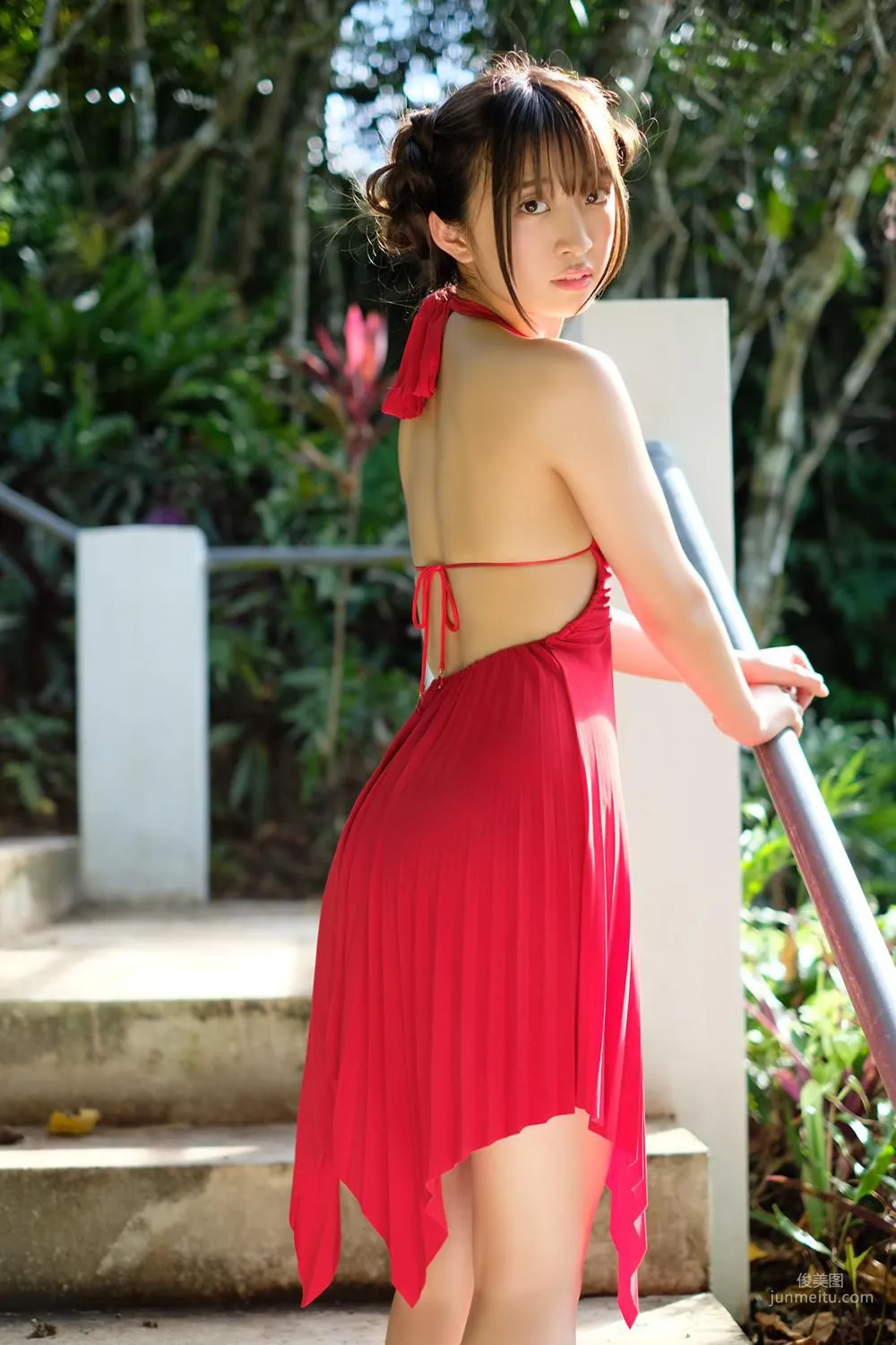 渡邉幸愛《はじめまして、こうめです。》[PB] 寫真集 86
