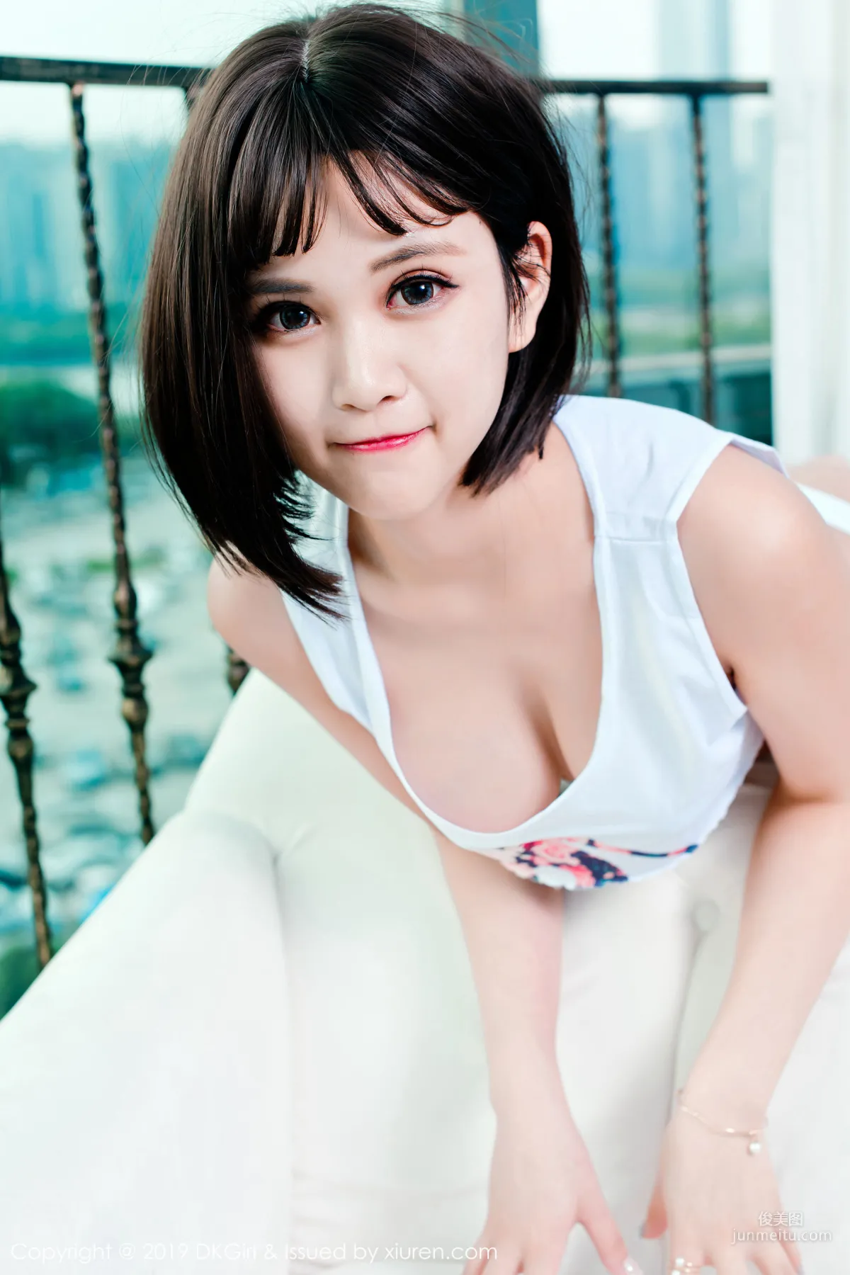 Meng Baoer BoA "Big Bust Baby Face Playful Sexy Outfits" [DKGirl] Vol.106 Photo Set photo 44