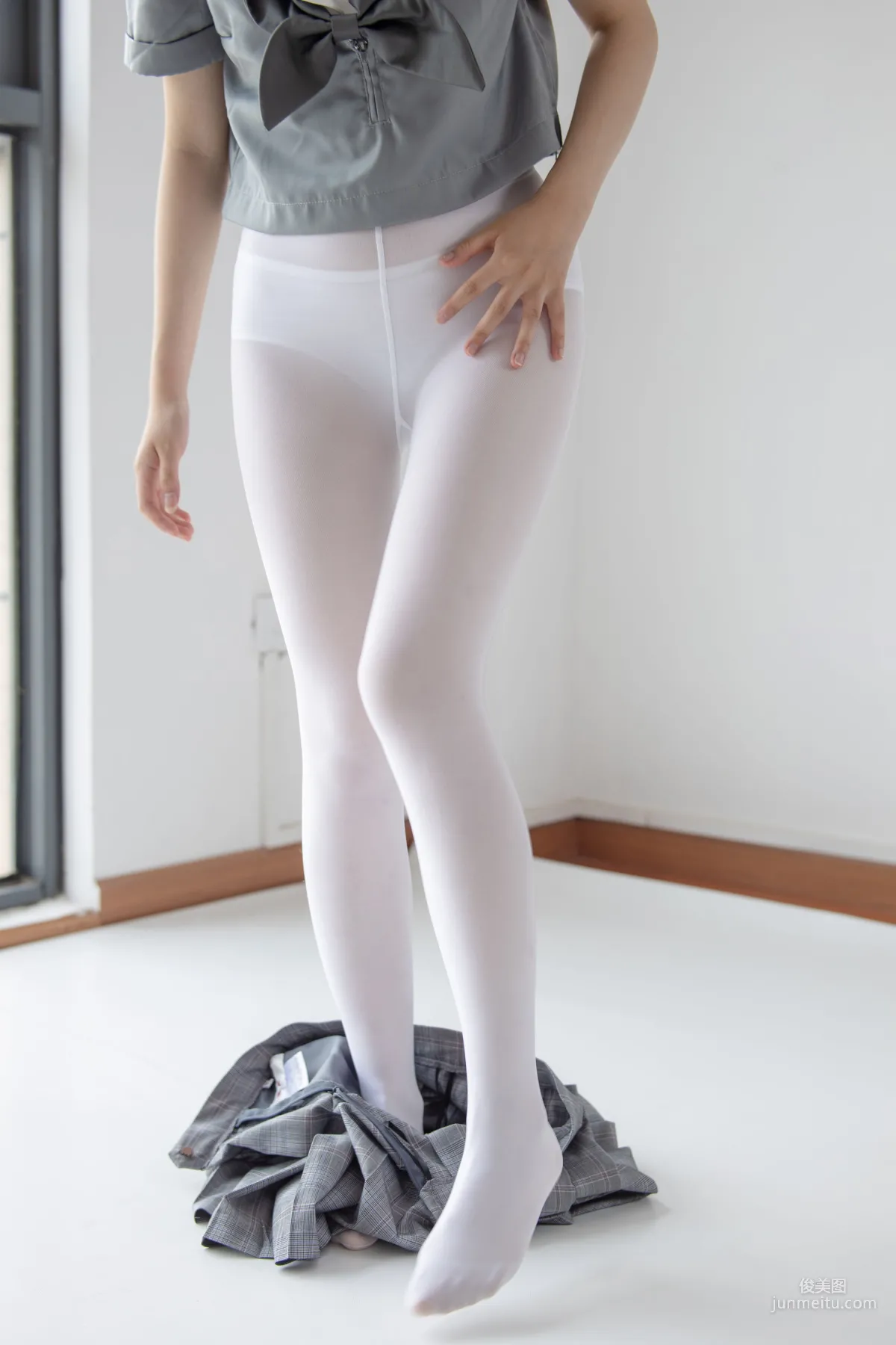 白丝小可爱 [森萝财团] JKFUN-013 萝莉丝袜写真集134