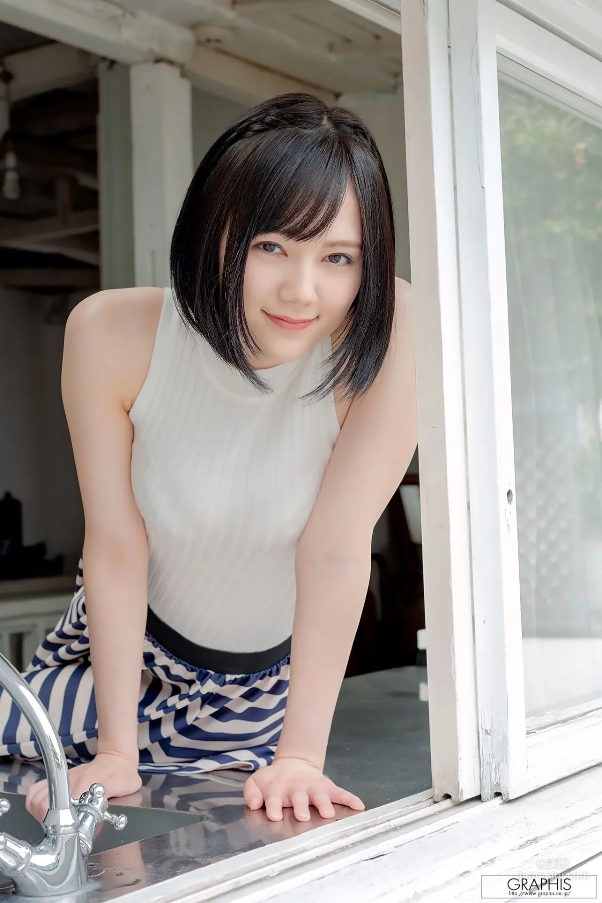Remu Suzumori [Graphis] First Nude Girl No.165 Photo Set photo 9