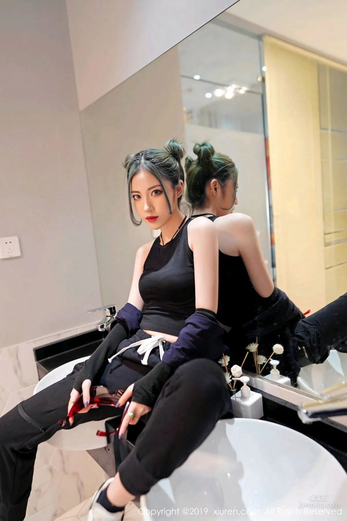 Jia Shihan《With a Delicate Face and Graceful Figure》 [XiuRen] No.1550 Photo Set photo 38