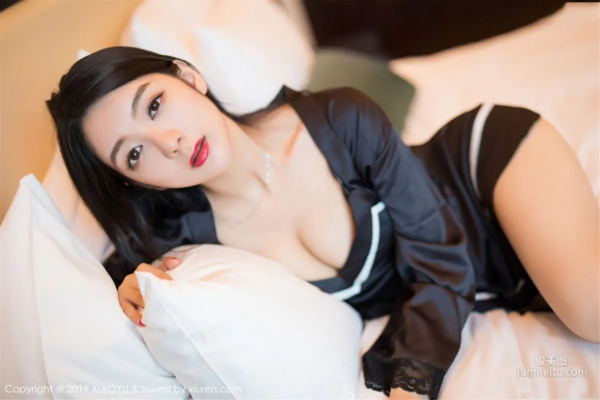 Angela Likes Cats 'Charming Black Lingerie' [XIAOYU] Vol.103 Photo Set photo 8