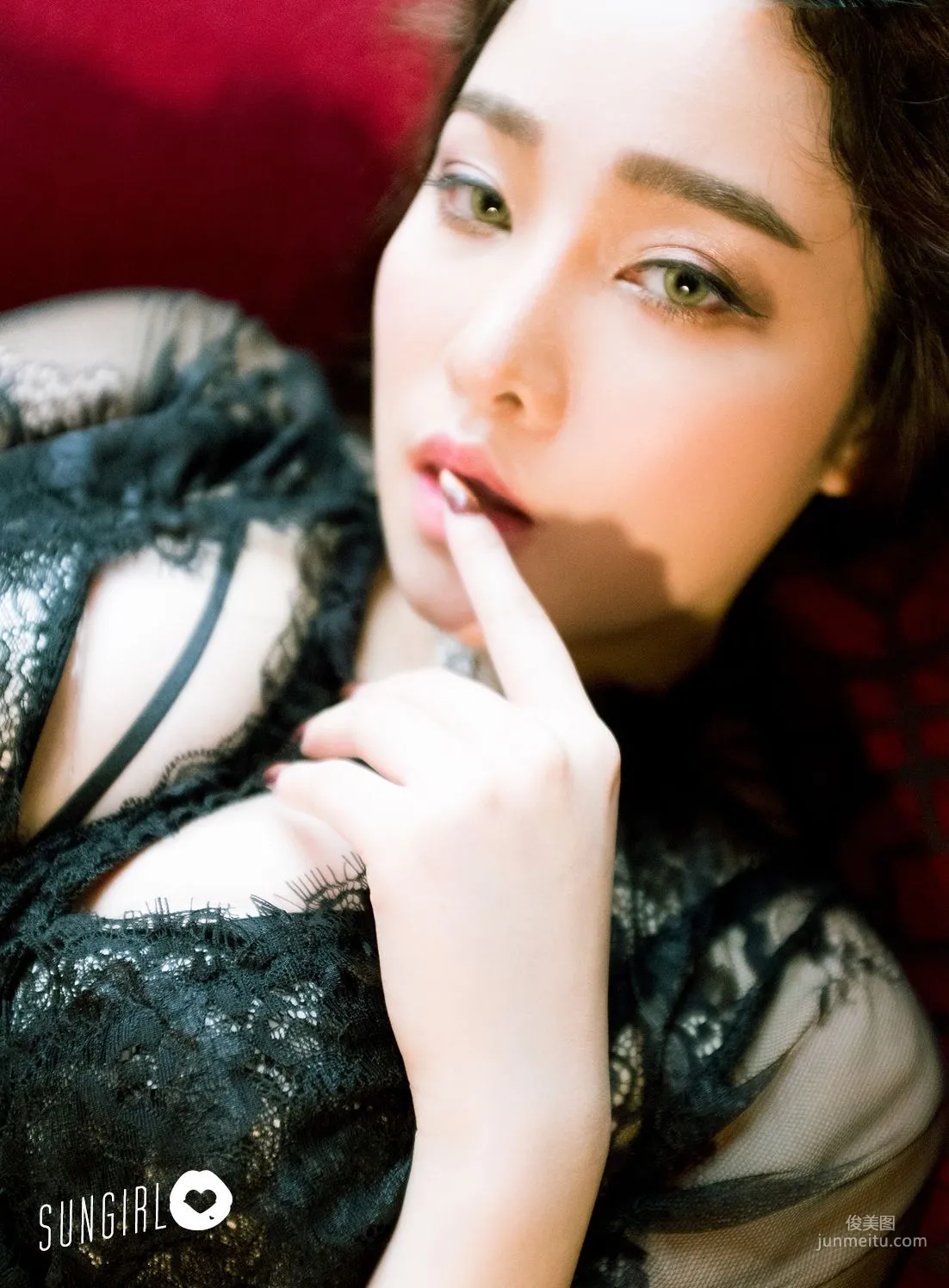 Xun Zi, Sexy Mischief! Naughty and Lovable [SUNGIRL] No.042 Photo Set photo 2