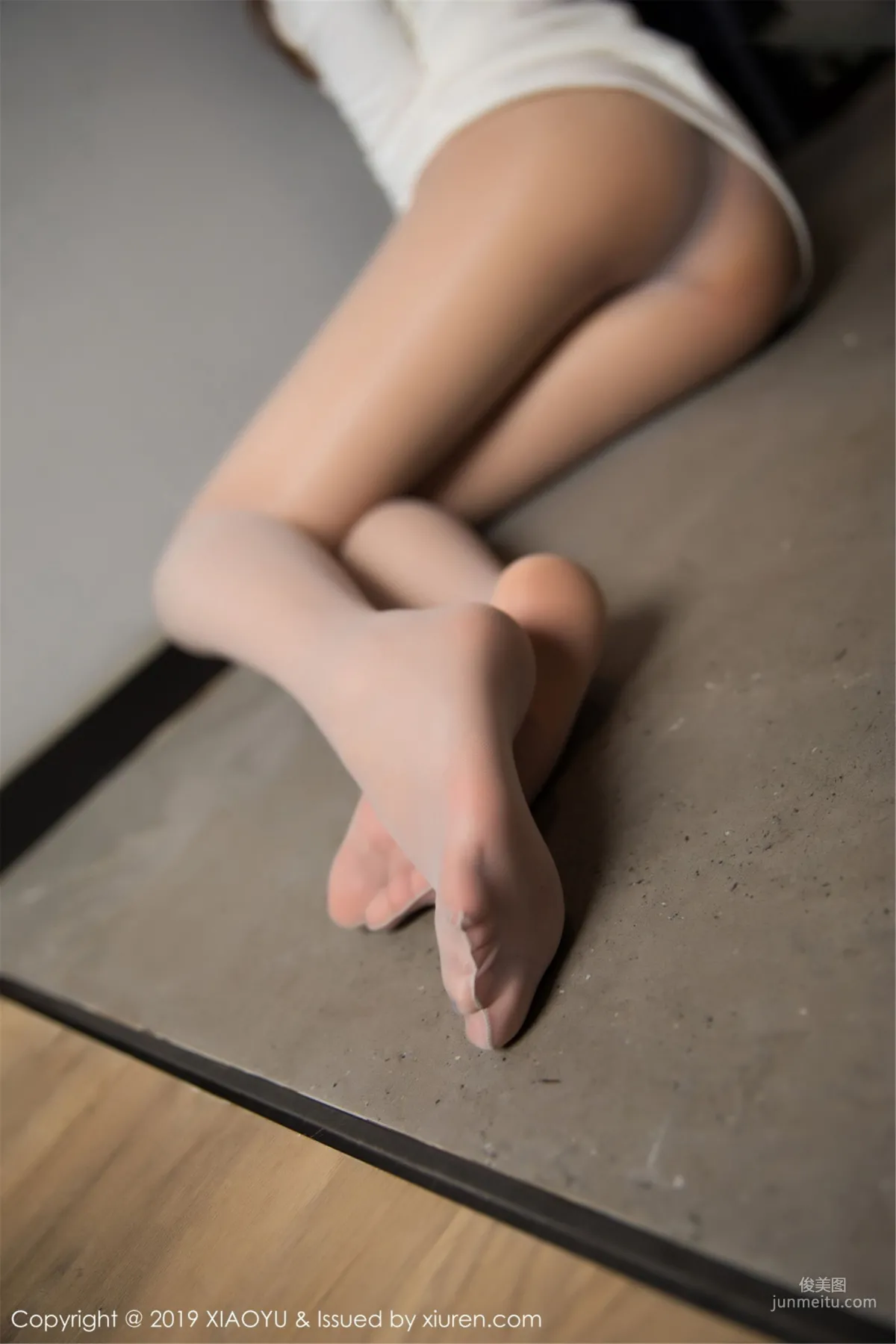 Zhizhi Booty 'Sexy Stockings, Breasts and Curves, Unbelievably Soul-Stirring' [XIAOYU] Vol.110 Photo Set photo 49