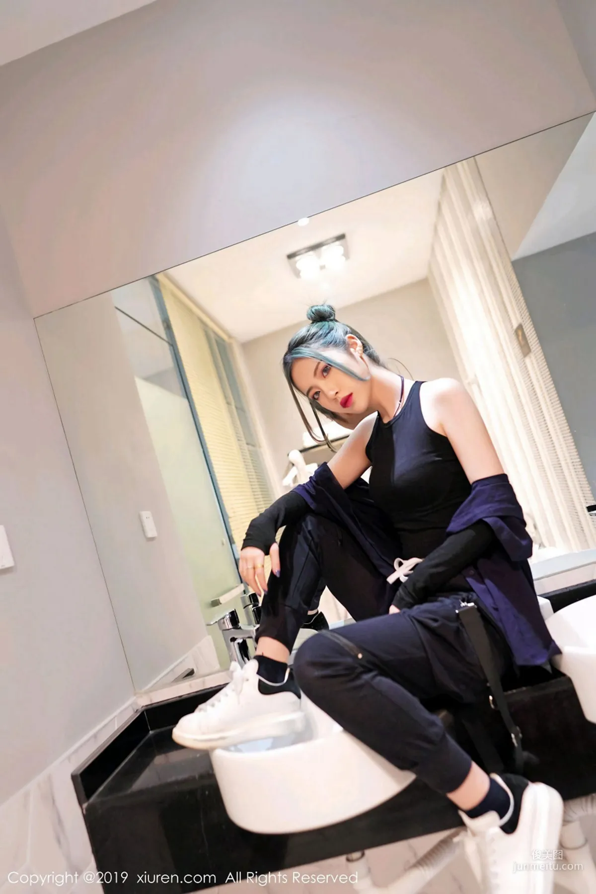 Jia Shihan《With a Delicate Face and Graceful Figure》 [XiuRen] No.1550 Photo Set photo 43