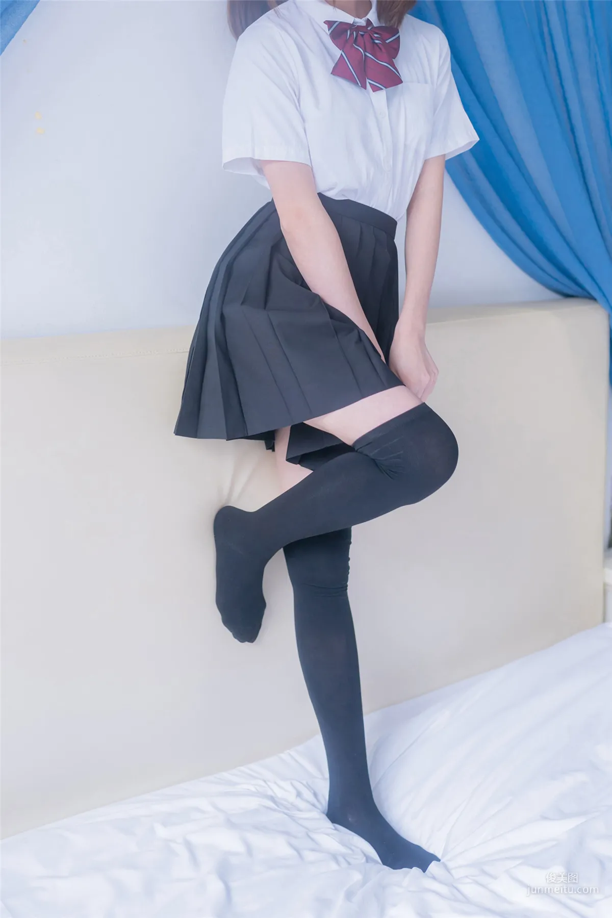 [风之领域] NO.148 JK黑丝裙子有点短 写真集8