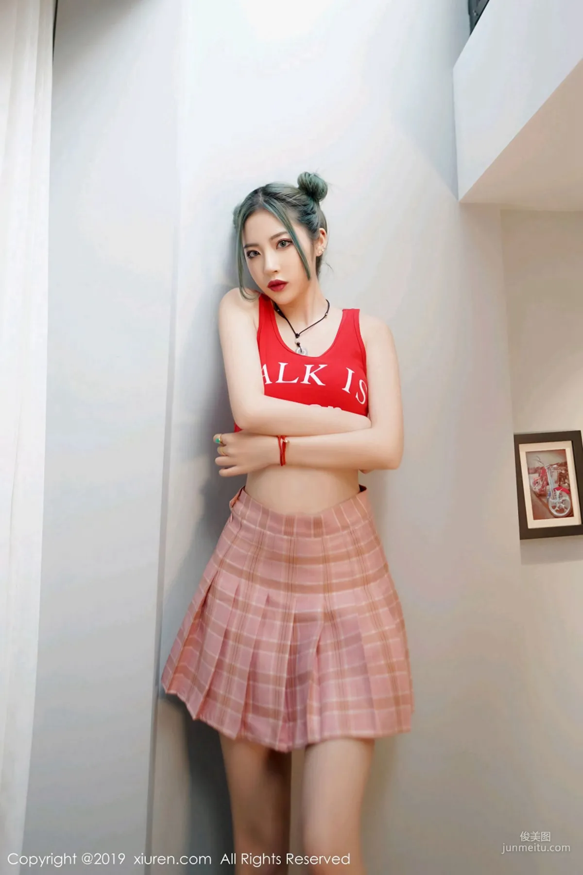 Jia Shihan《With a Delicate Face and Graceful Figure》 [XiuRen] No.1550 Photo Set photo 22