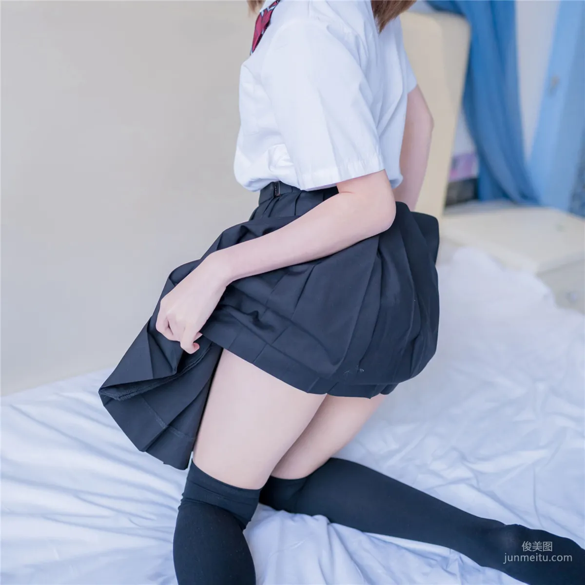 [风之领域] NO.148 JK黑丝裙子有点短 写真集3