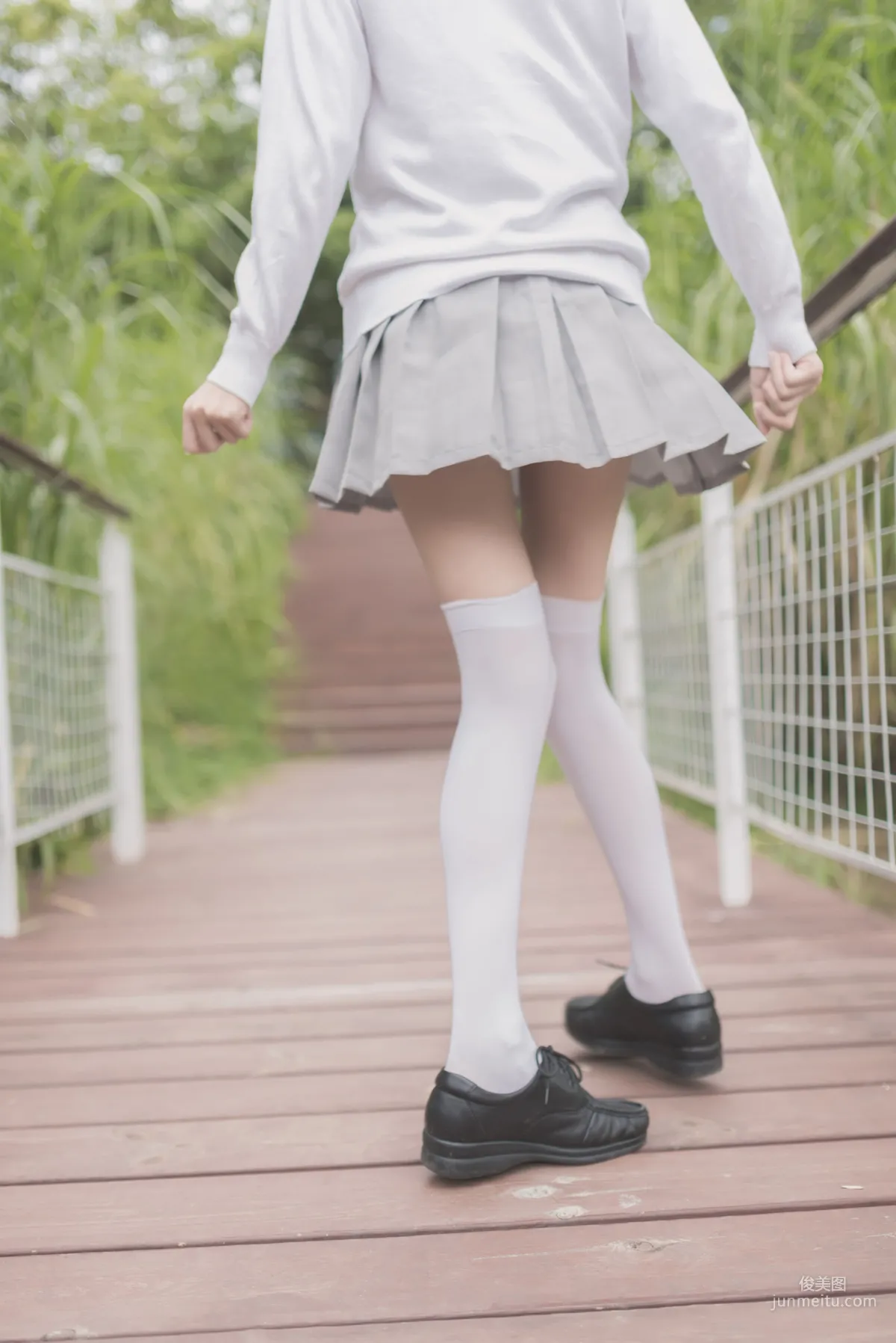 [風之領域] NO.144 JK妹子戶外極緻誘惑 寫真集 16