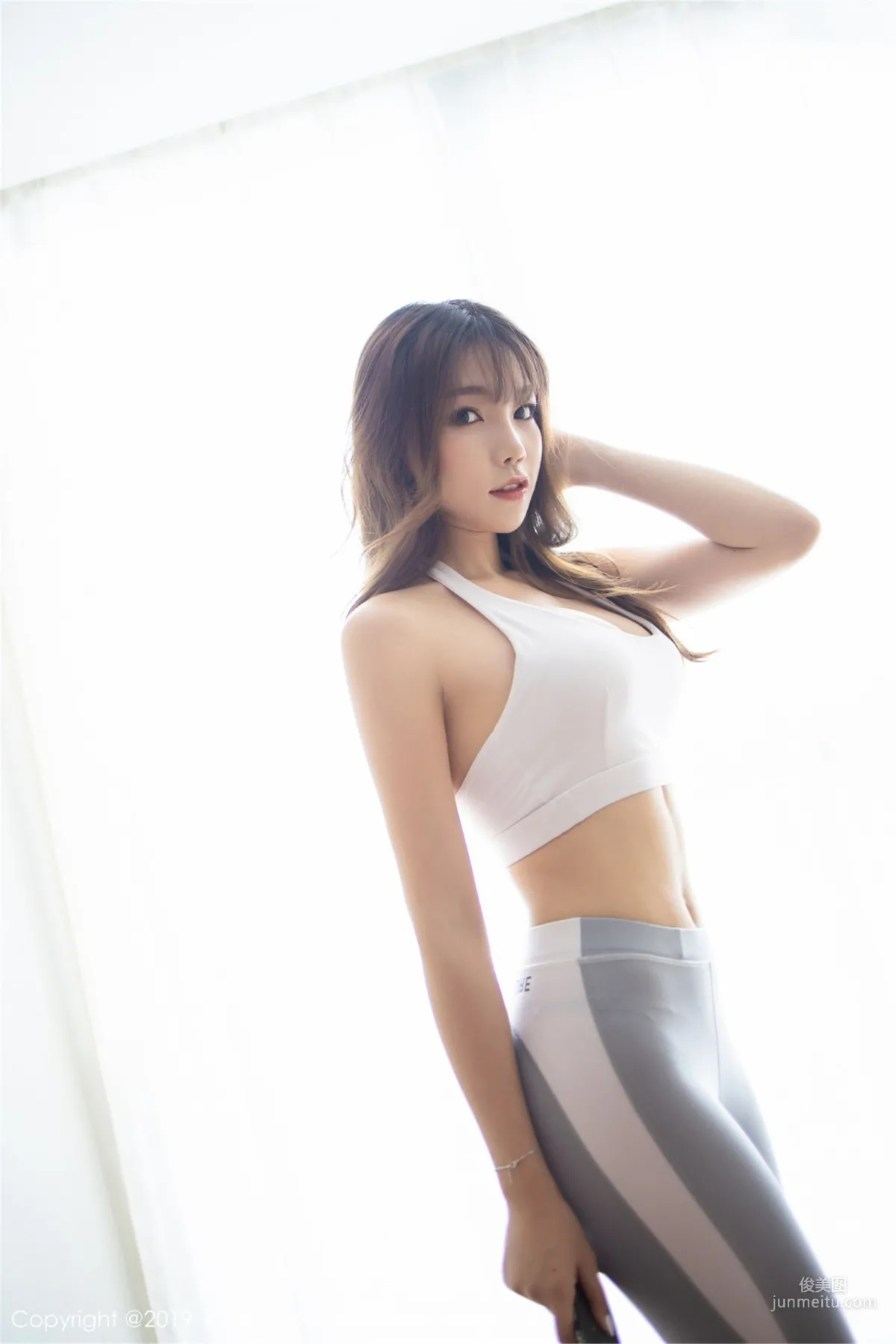 Zhizhi Booty《Sexy Lingerie + Perky Butt Benefits》 [XiuRen] No.1569 Photo Set photo 18