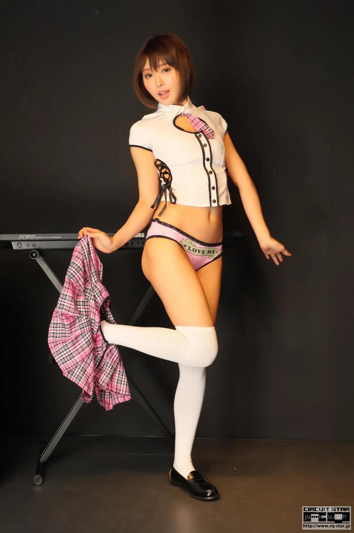 Ahane 亜羽音《School Girl》 [RQ-STAR] 寫真集 66