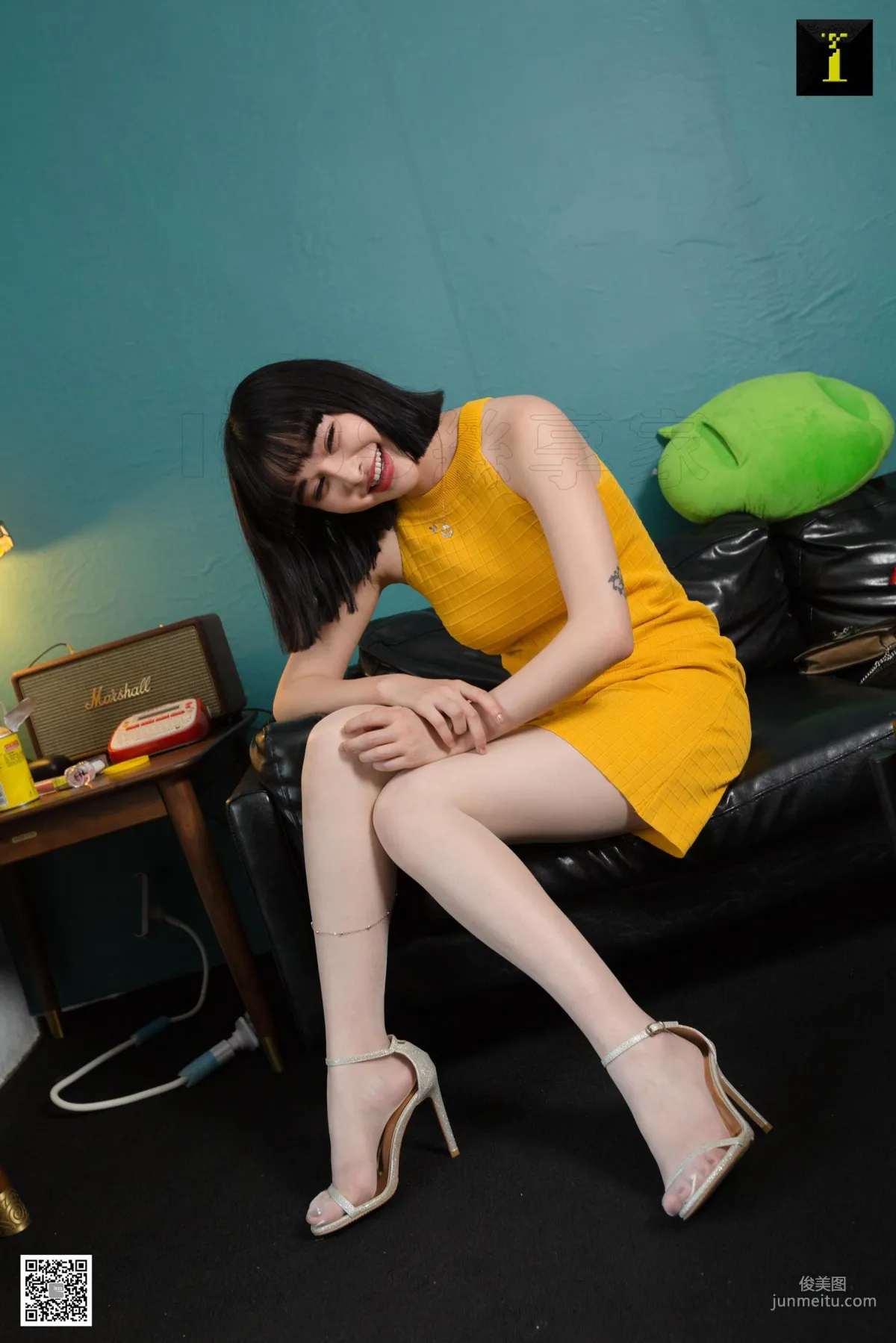 Model Miao Jie White Silk and Leg Chain [IESS] Stockings and Legs Photo Set photo 41