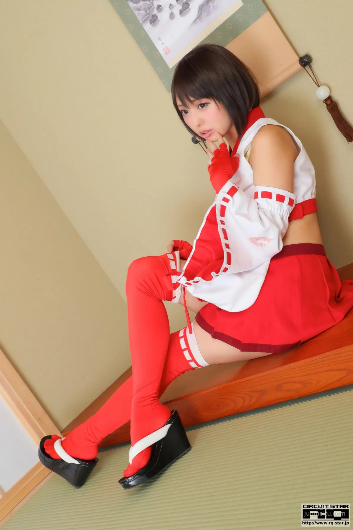 Ahane: RQ-STAR Race Queen photo 39