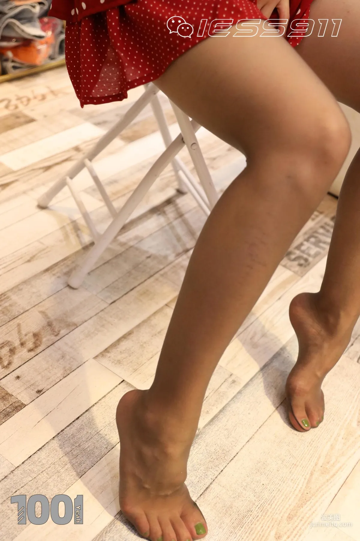 Model Zhen Zhen, Shopping 2 [IESS One Thousand and One Nights] Legs and Feet Photo Set photo 4