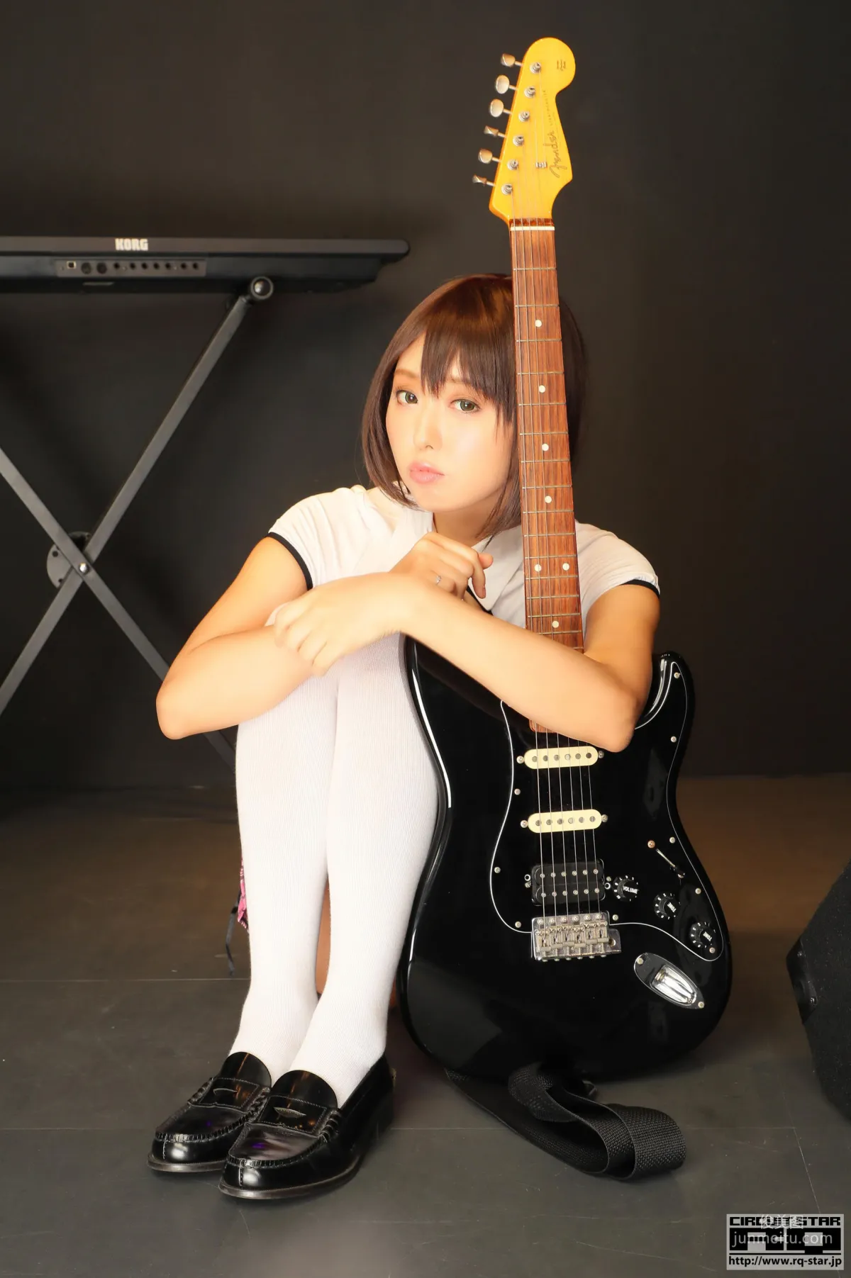 Ahane 亜羽音《School Girl》 [RQ-STAR] 寫真集 15
