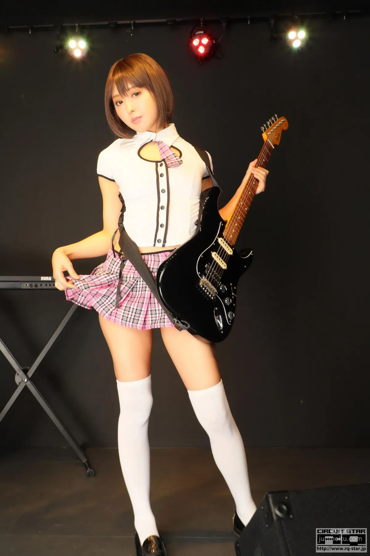 Ahane 亜羽音《School Girl》 [RQ-STAR] 寫真集 10