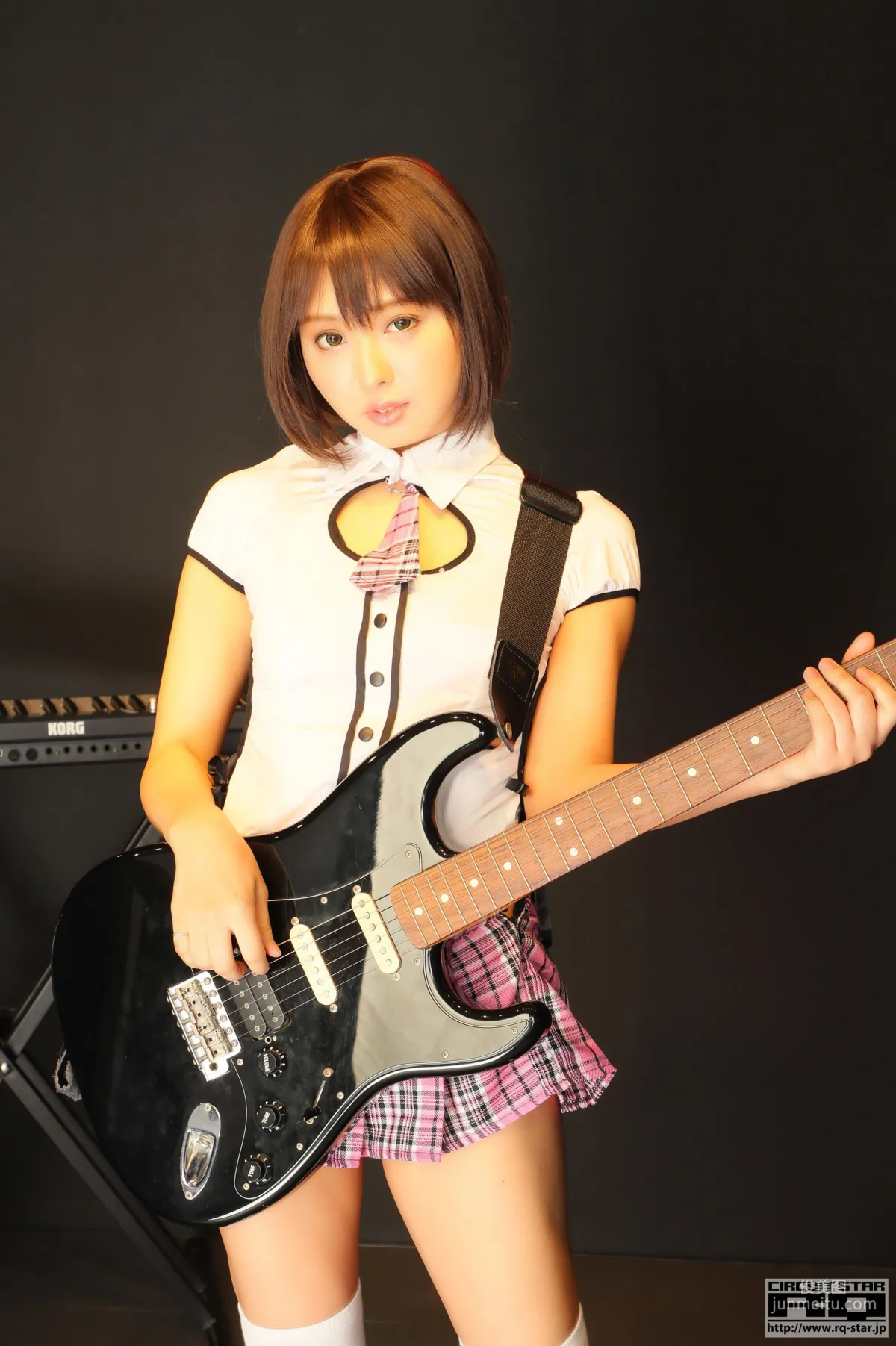 Ahane 亜羽音《School Girl》 [RQ-STAR] 寫真集 9