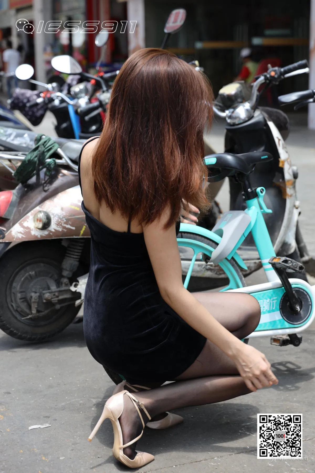 Model Lucy "Grocery Shopping 1" [One Thousand and One Nights] Stockings and Beautiful Legs Photo Set photo 82