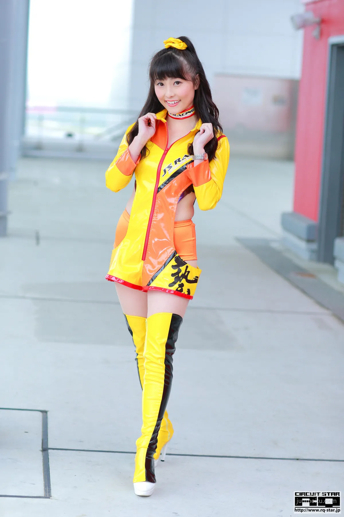 Tomomi Nagao 長尾朋美 《Race Queen》 [RQ-STAR] 寫真集 4