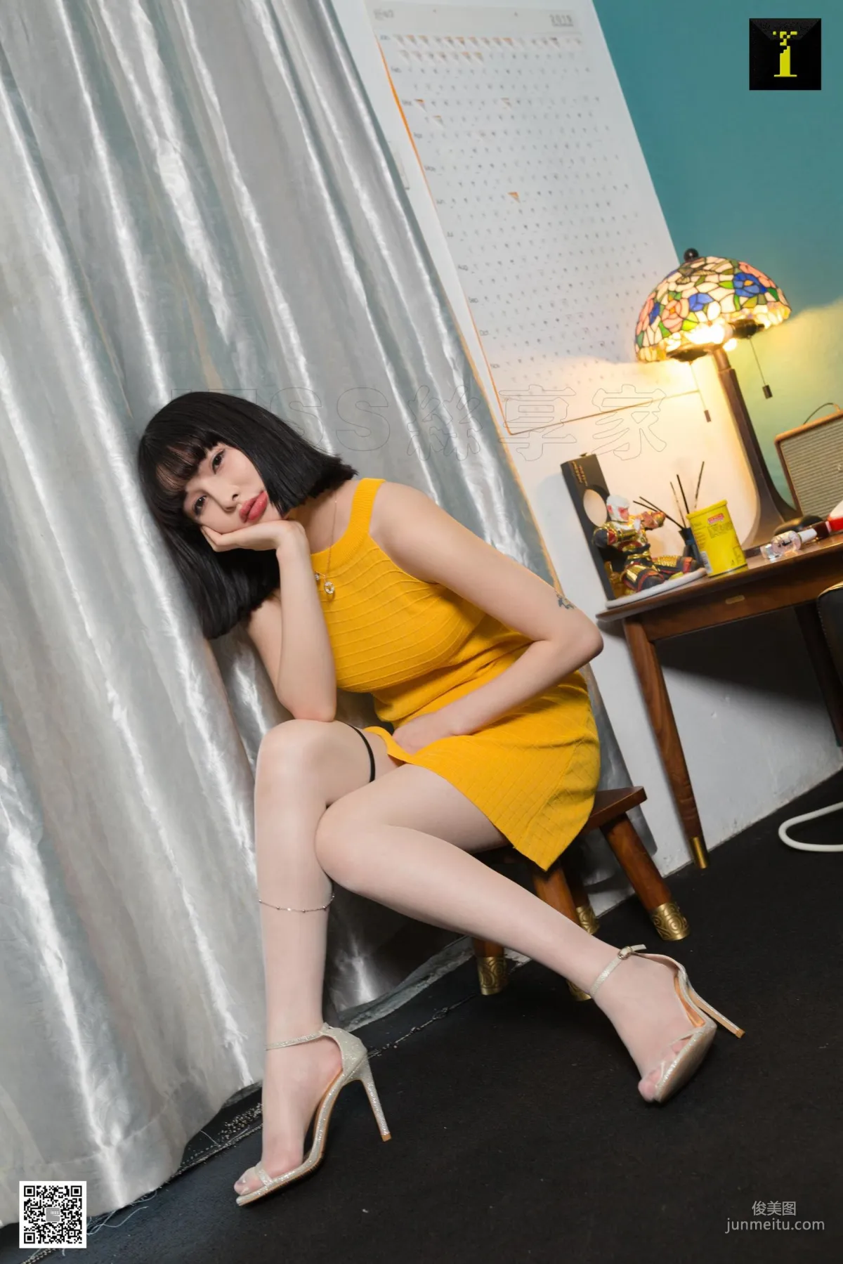 Model Miao Jie White Silk and Leg Chain [IESS] Stockings and Legs Photo Set photo 76