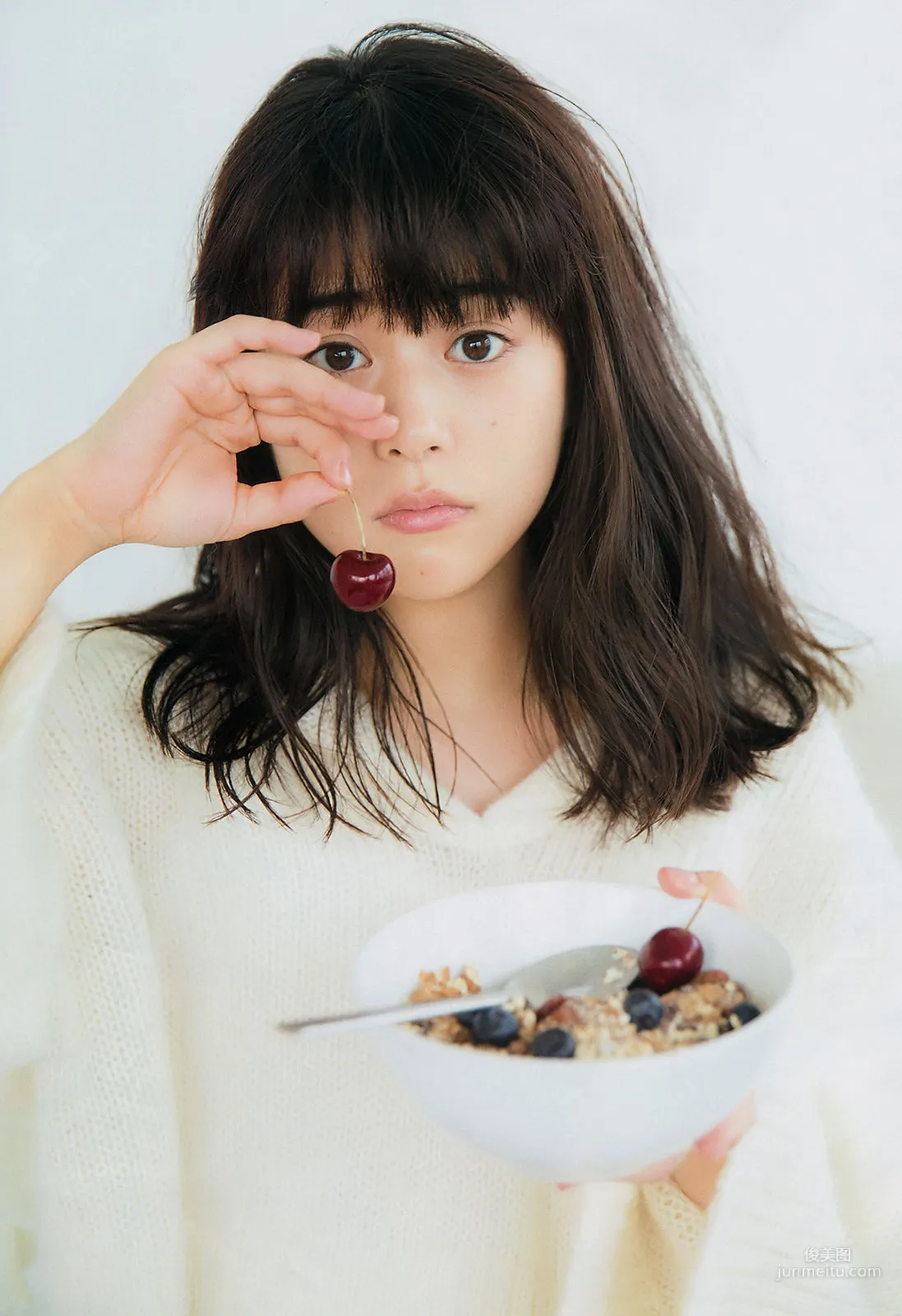 Mitsuki Takahata: Weekly Big Comic Spirits photo 6