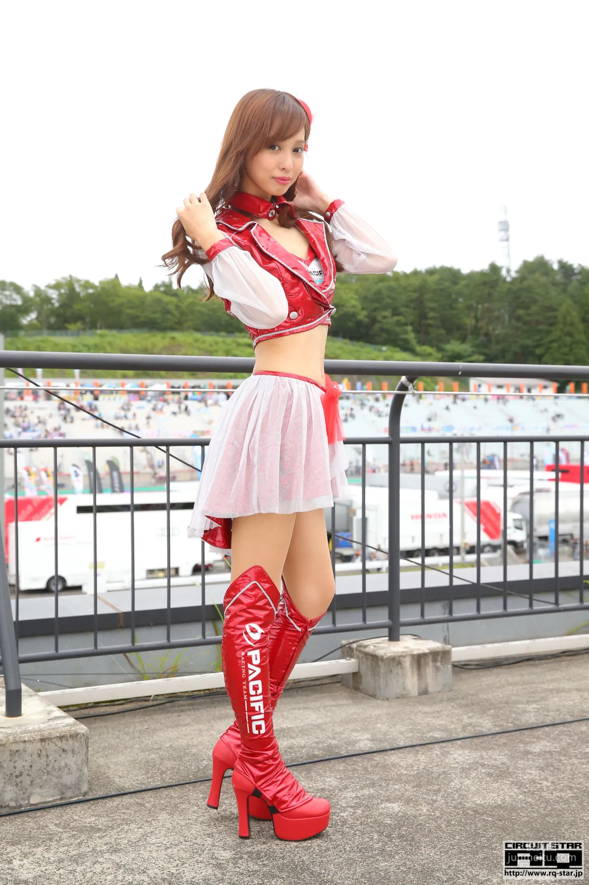 Sae Sakurai, Race Queen [RQ-STAR] Photo Set photo 5