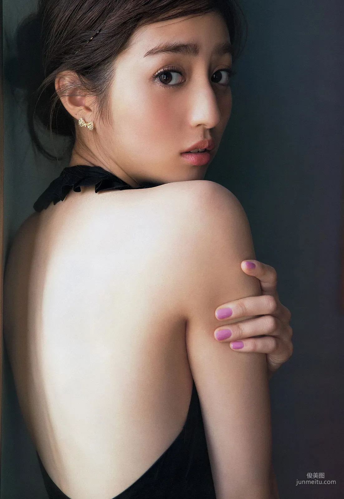 Akane Hotta: Weekly Big Comic Spirits photo 4