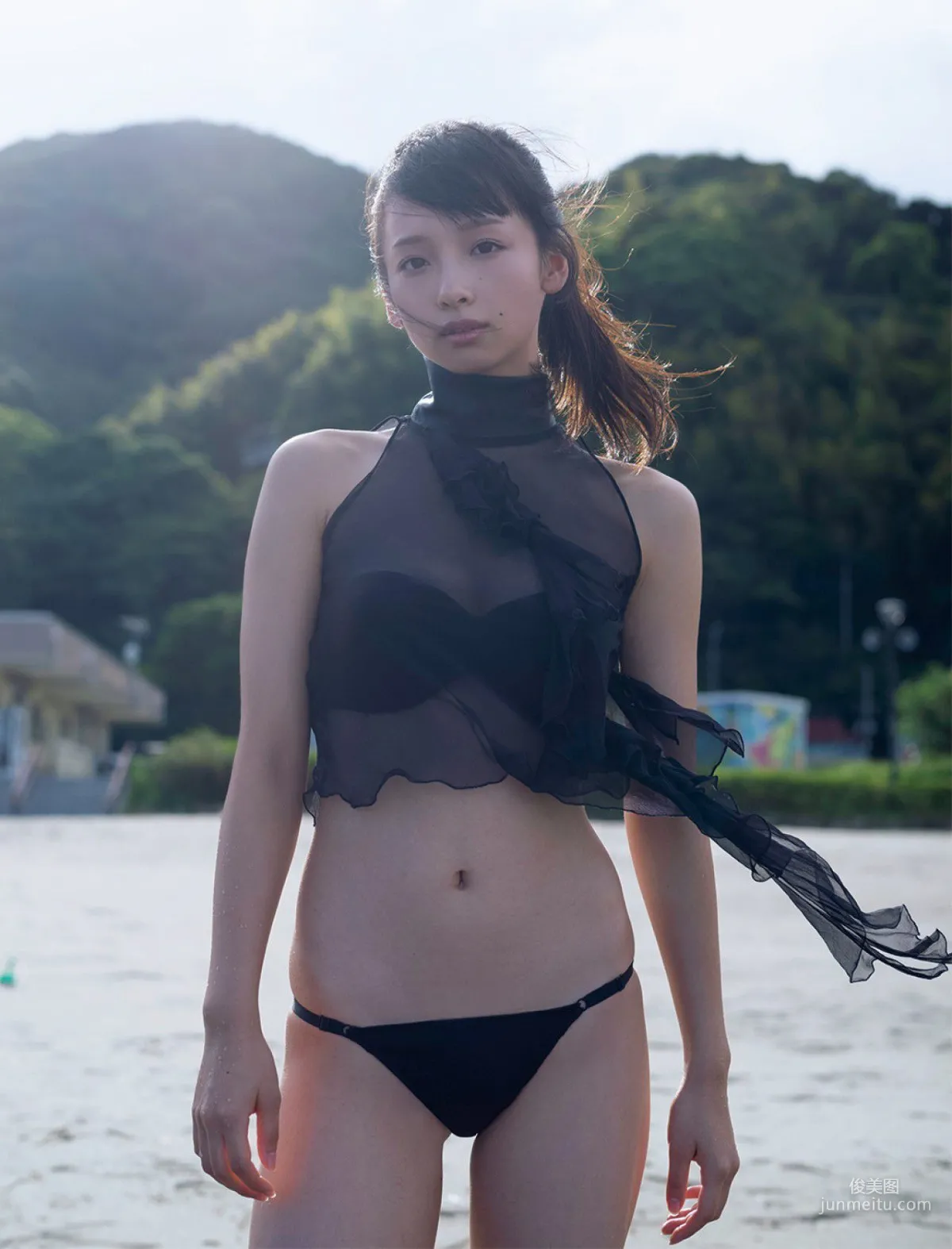 [FRIDAY] 華村あすか 《「美バスト」シースルー (動画付き)》写真4
