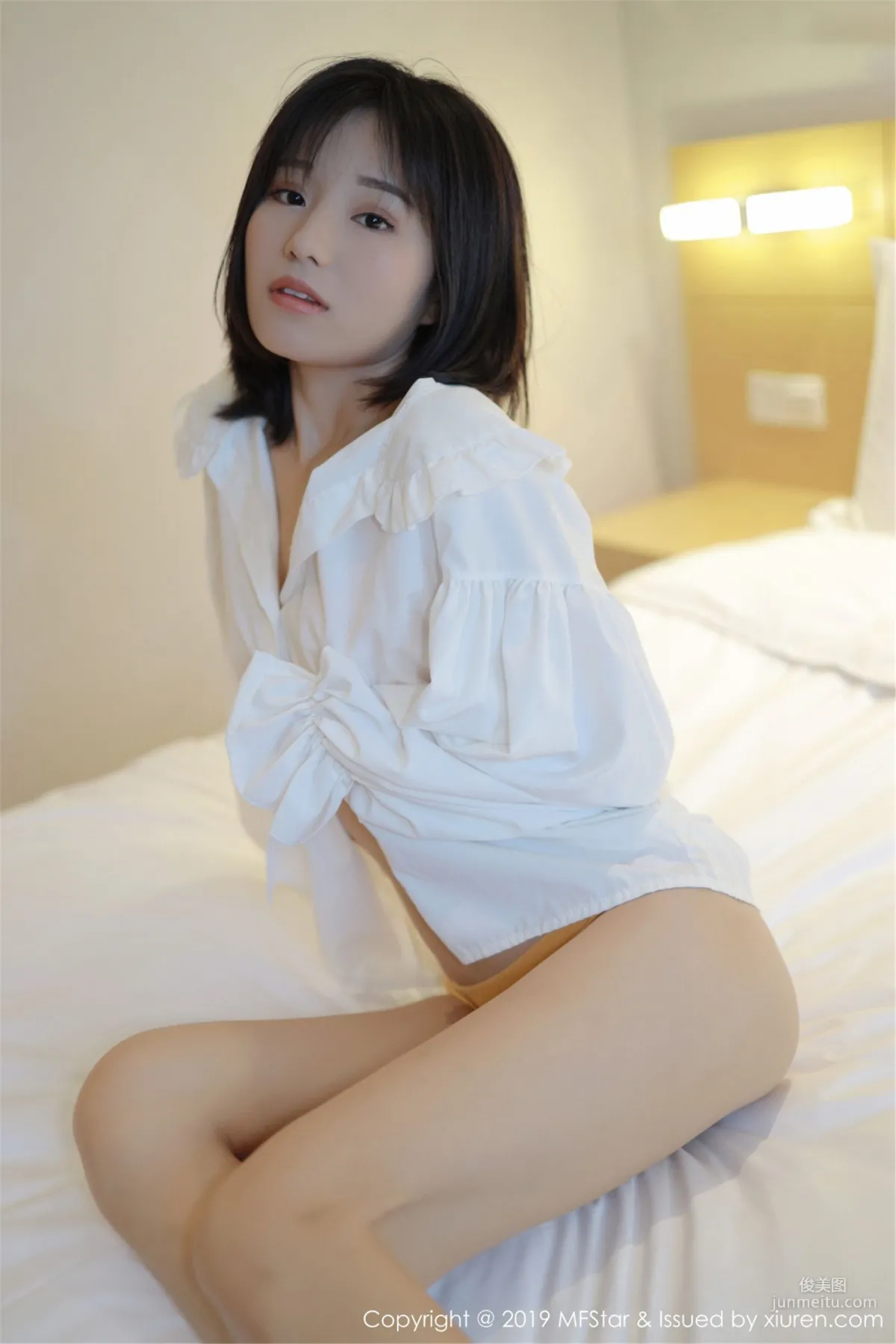 Baileys Xiang'er, Fan Lingerie and White Shirt Series [MFStar] Vol.203 Photo Set photo 29