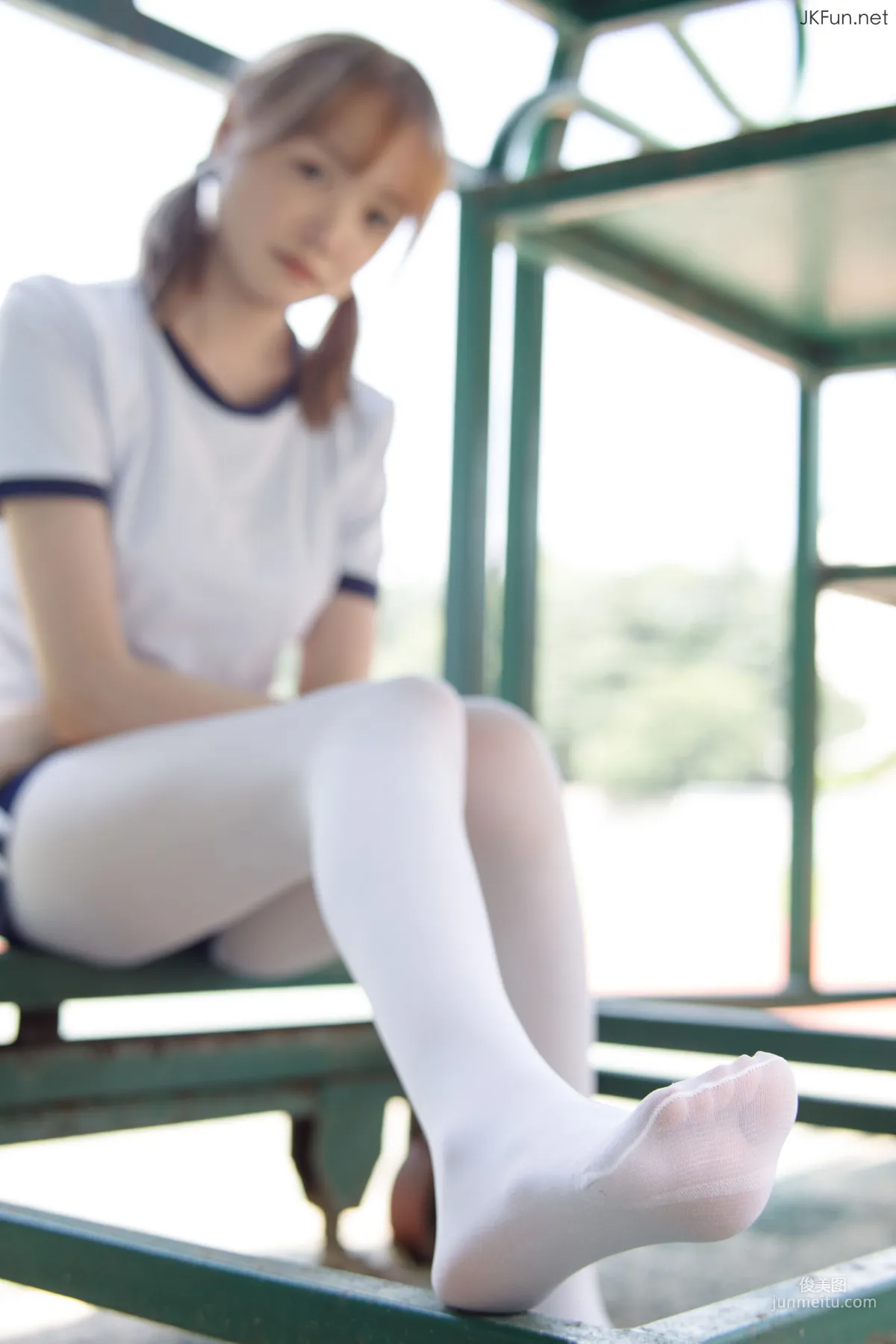 Aika《80D白絲外景體操服》 [森蘿财團] 寫真集 54